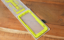 Cargar imagen en el visor de la galería, Tempered Glass Screen Protector for Xiaomi 15T / 15T Pro – Easy Installation with Alignment Frame